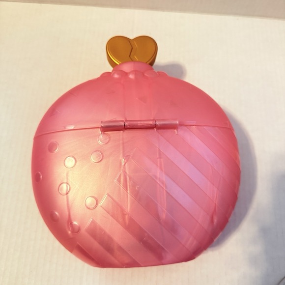 L.O.L. Surprise! Magic Flyers Doll In Its Pink Capsule It Works Great Condition - Picture 3 of 3